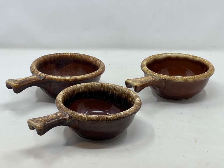 KIT… Vintage Hull handled soup bowls with brown drip glaze, set of three, see pictures for details. image