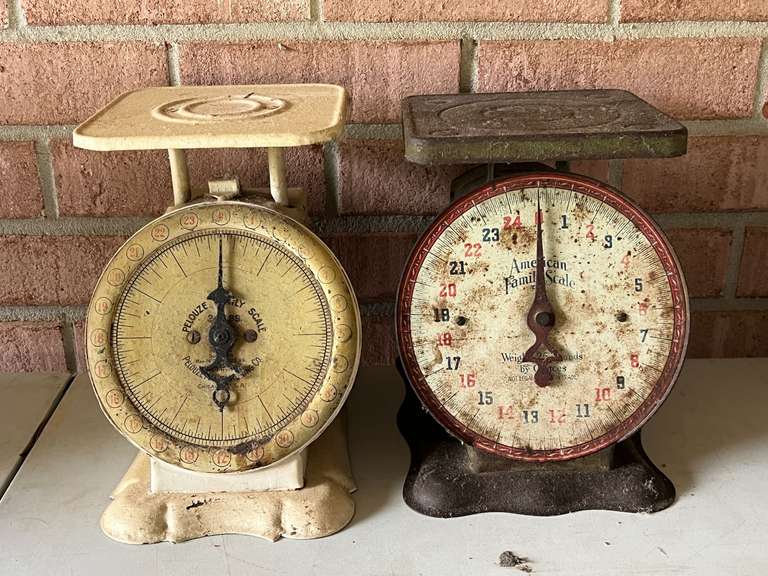 Vintage food scales, two pieces, both pieces were made by the Pelouze manufacturing company, see pictures for details. image