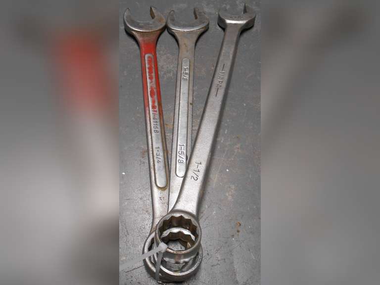(1) 1 3/4", (1) 1 5/8", & (1) 1 1/2" COMBO WRENCHES image