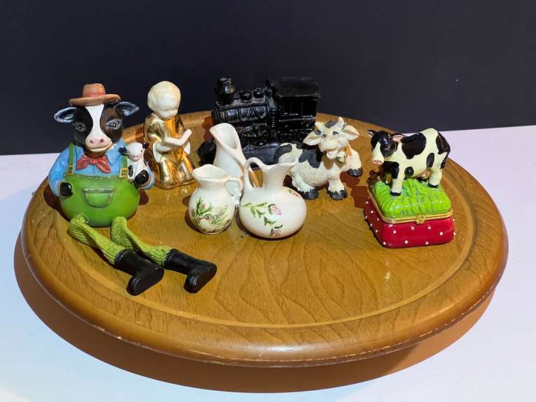 BR3…Wooden Lazy Susan base with assorted collectible figurines, see pictures for details. image