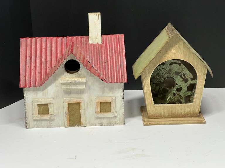Birdhouse decor, two pieces, see pictures for details. image