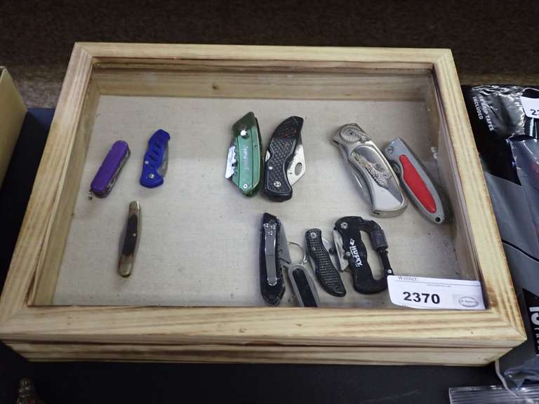 Pocket Knife Collection Assortment In Display Box image