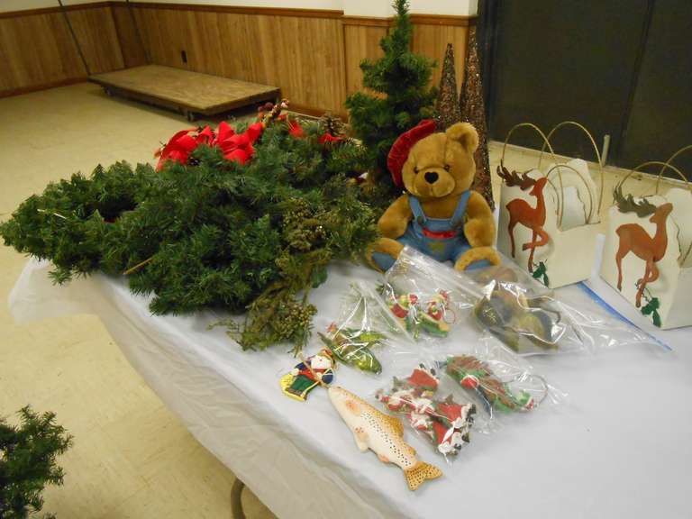 (2) WREATHS, CHRISTMAS GREENERY, (3) TREES, (2) REINDEER BOXES, TEDDY BEAR & FISHING ORNAMENT image