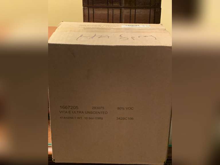 NEW CASE (12 PACK) VITA/E ULTRA UNSCENTED HAIR SPRAY 10.5 OZ - UP MASTER CLOSET 1 image