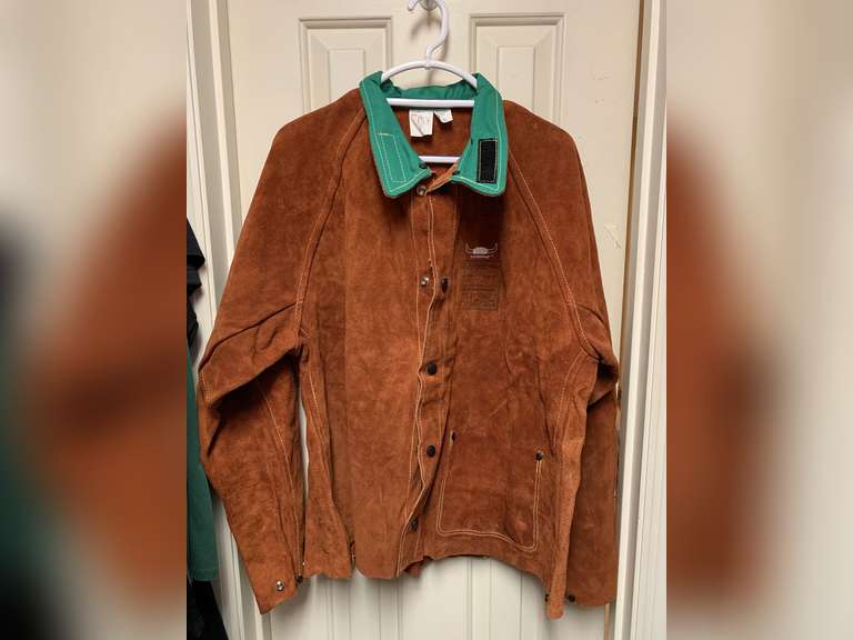 MEN'S HEAVY COWHIDE JACKET BY WELDA'S SIZE XL - UP MASTER CLOSET 1 image
