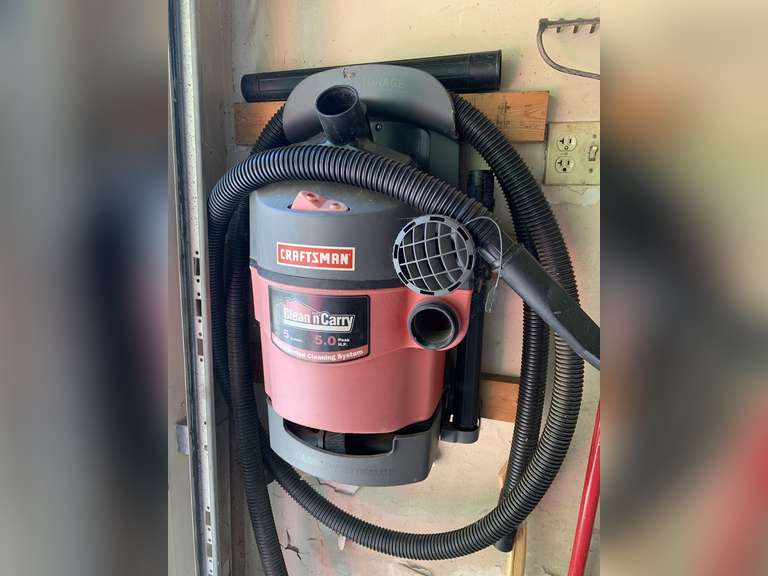CRAFTSMAN 5.0 SHOP VACUUM - GARAGE image