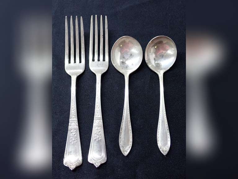 (2) Antique Theus Bros Sterling Silver Forks & (2) Community Silverplated Spoons-Weight of Forks only in photos. image