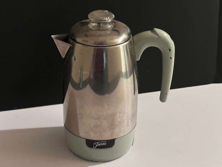 BR3… Vintage Fiesta electric percolator, no cord, see pictures or details. image