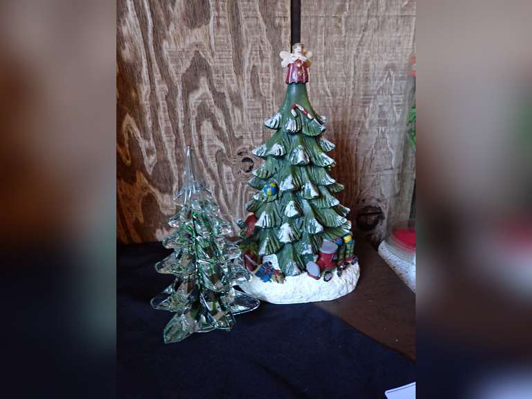Christmas Tree Decor image