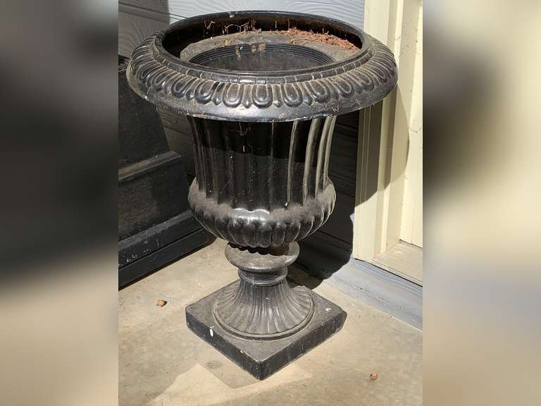 BLACK RESIN PLANTER 24" TALL X 18" ROUND - FRONT PORCH image