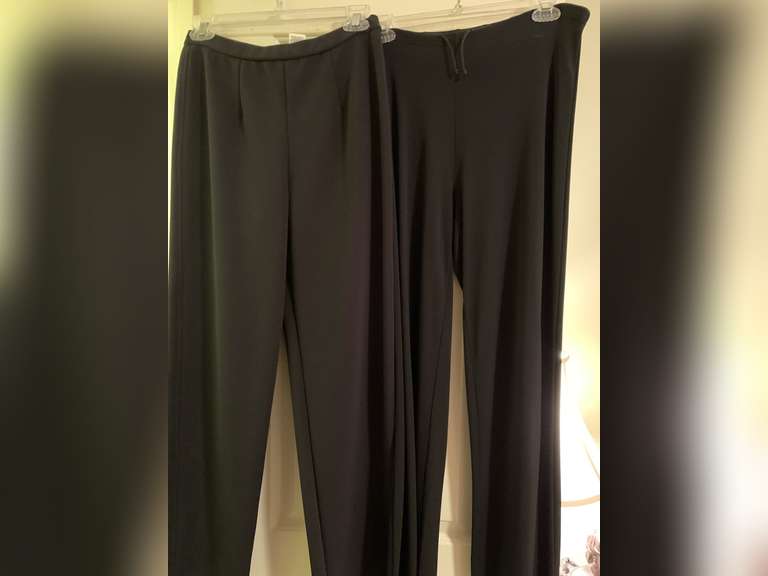 4 SIZE SMALL LADIES PANTS (3 BLACK, 1 BROWN) - UP BED 2 CLOSET image