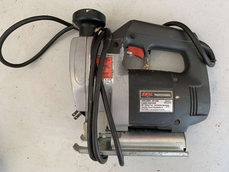 SKILL PROFESSIONAL VARI-ORBIT JIGSAW - GARAGE CLOSET image