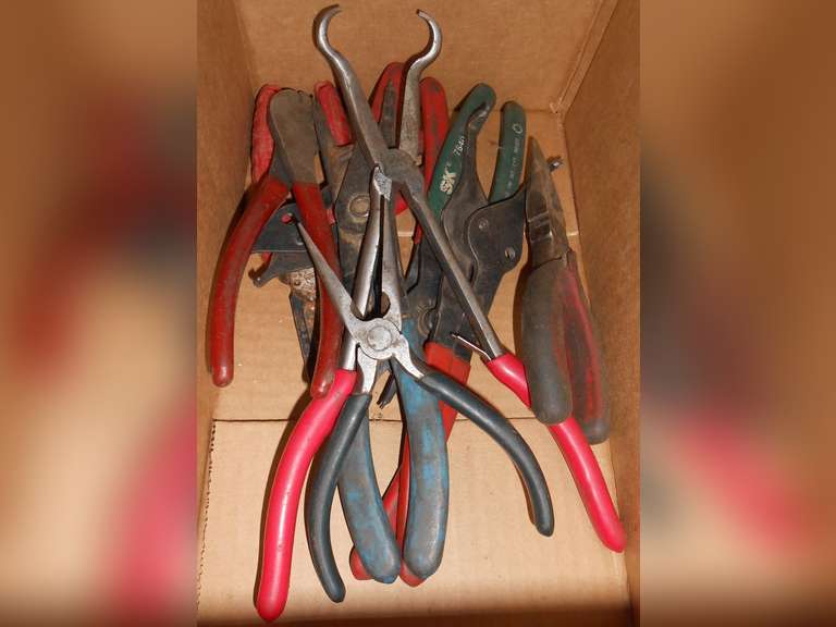 ASSORTED PLIERS (10) PCS image