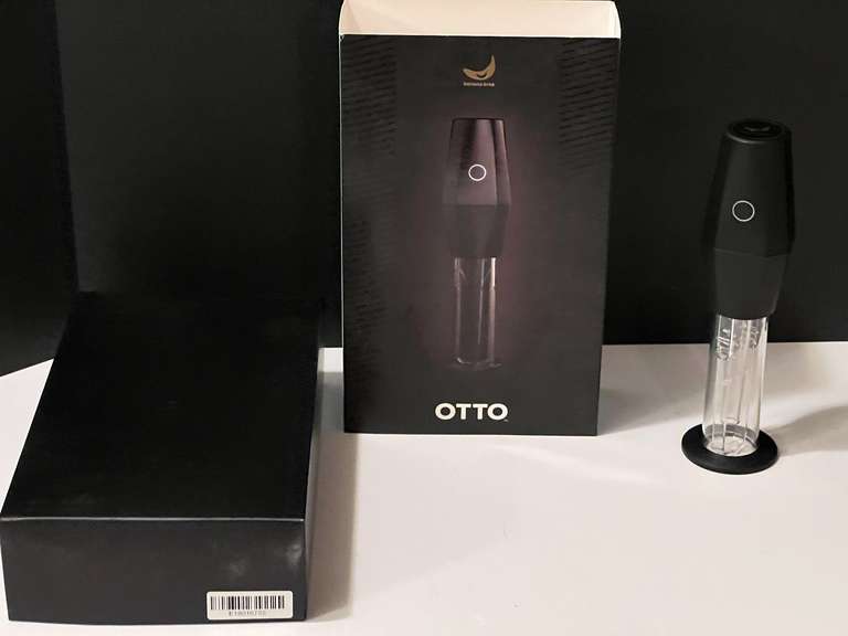 BR2…Banana Bros. Otto, electric smart herb and spice grinder, working condition unknown, appears to have never been used, comes with original box, see pictures for details. image