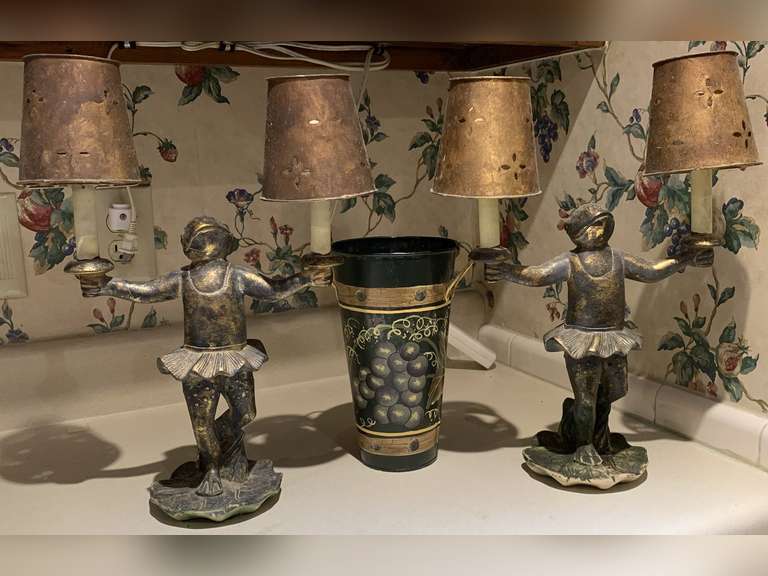 PAIR OF ANTIQUE BRASS FROG CANDLE HOLDERS 16" TALL X 12" WIDE & MORE - KITCHEN image