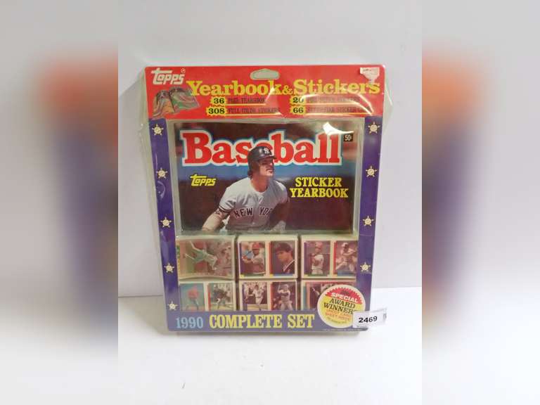 Topps Baseball Sticker Yearbook Complete Set image