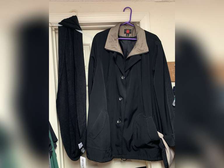 LADIES 2XL GALLERY ZIP FRONT 3/4 RAIN JACKET & NEW BLACK INFINITY SCARF - UP MASTER BED image