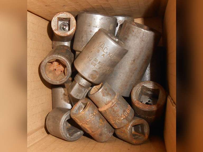 1/2" & 3/8" DRIVE SOCKETS & ETC image