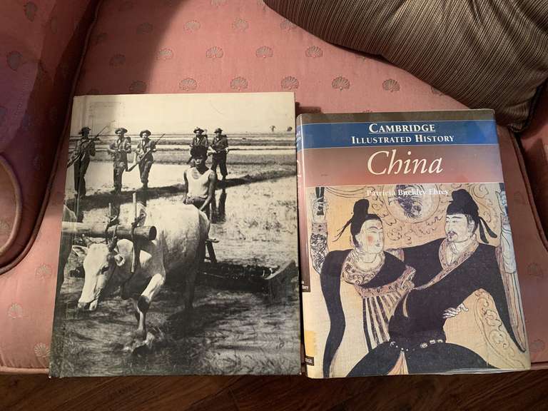 1996 "CAMBRIDGE ILLUSTRATED HISTORY OF CHINA" BY PATRICIA BUCKLEY EBREY HARDBACK BOOK & 1978 "WWII TIME LIFE BOOK - CHINA BURMA INDIA" HARDBACK BOOK - LIVING ROOM image