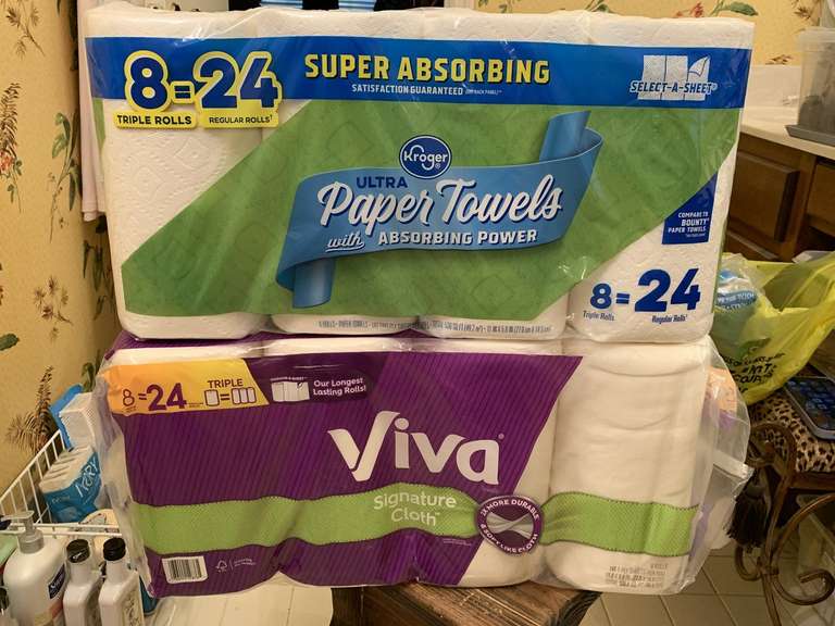 16 TRIPLE ROLLS OF PAPER TOWELS - UP MASTER BATH image