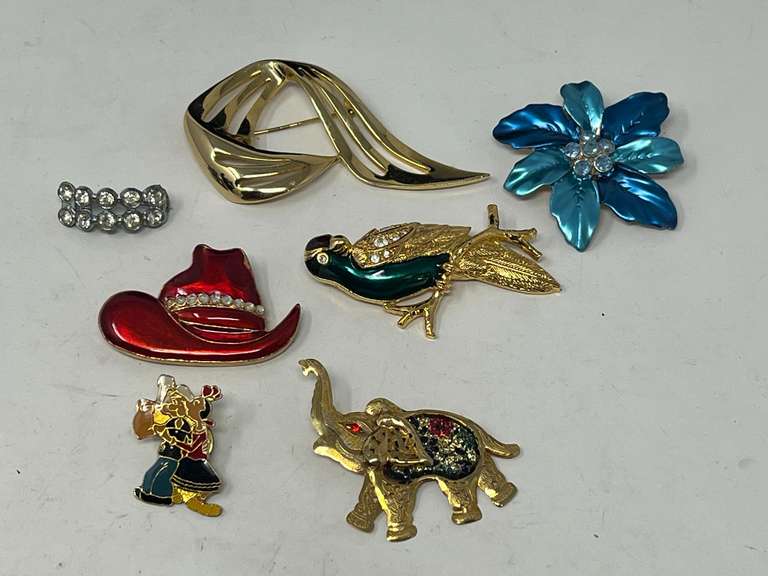 Lovely vintage estate brooches/pins, see pictures for details. image