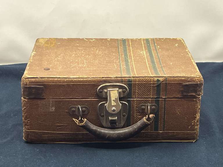 DEN… Mini vintage hardshell suitcase, with content, see pictures for details. image