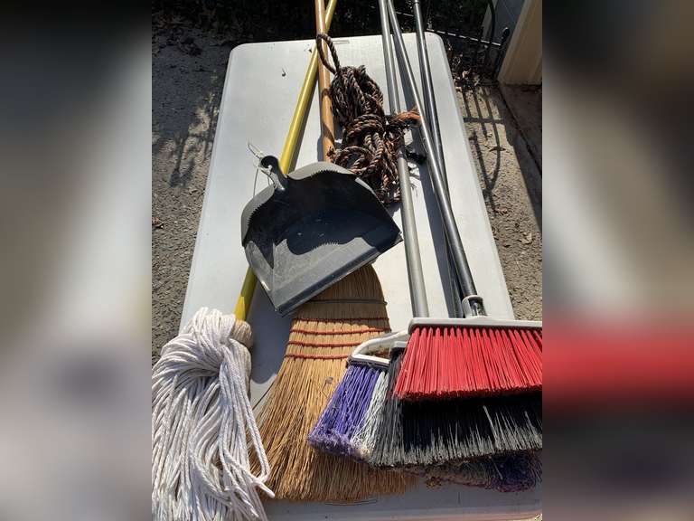 4 BROOMS, DUST MOP & MORE - GARAGE image