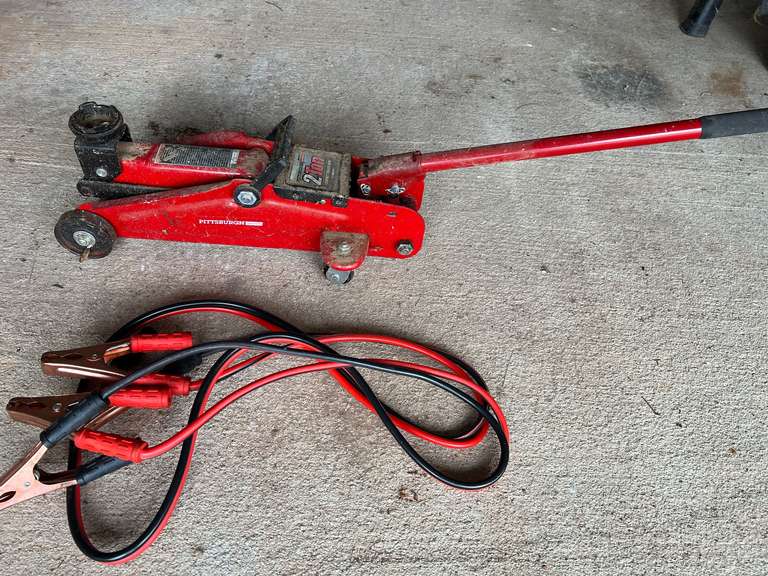 2 ton hydraulic floor jack, with handle, also includes jumper cables, see pictures for details. image