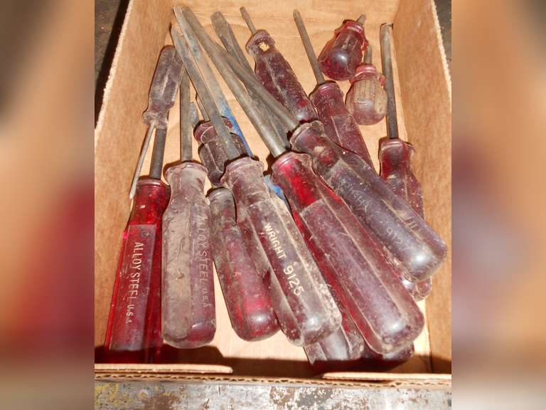 (15) ASSORTED SCREWDRIVERS image