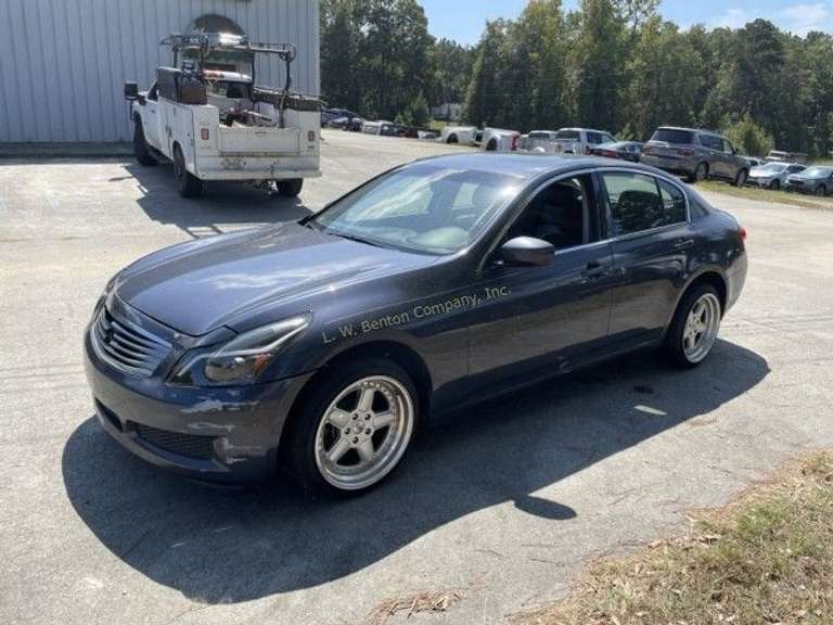 2009 INFINITI G37 Sedan Sedan x V6, 3.7