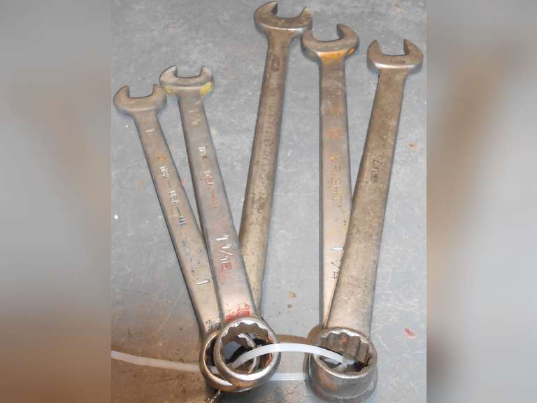 5 PC COMBO WRENCH SET 1 5/16", 1 1/4", 1 1/8", 1 1/16" & 1" image