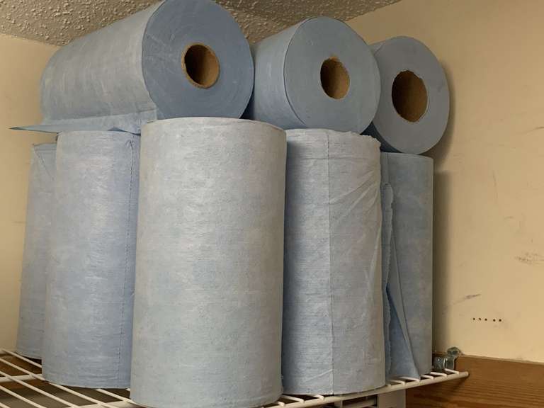 12 ROLLS BLUE SHOP PAPER TOWELS - UP MASTER CLOSET 2 image