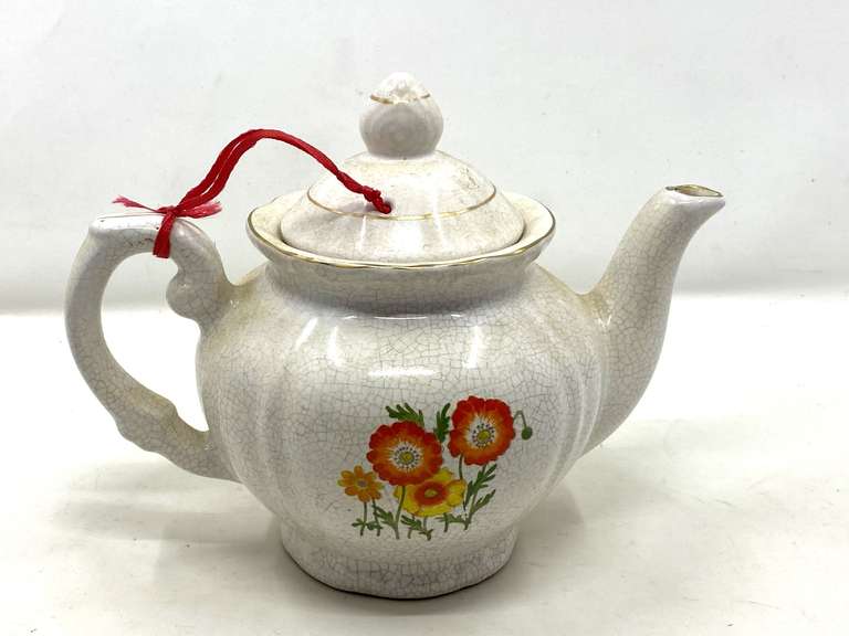 LR… Vintage teapot with gold trim and orange poppy motif, see pictures for details. image