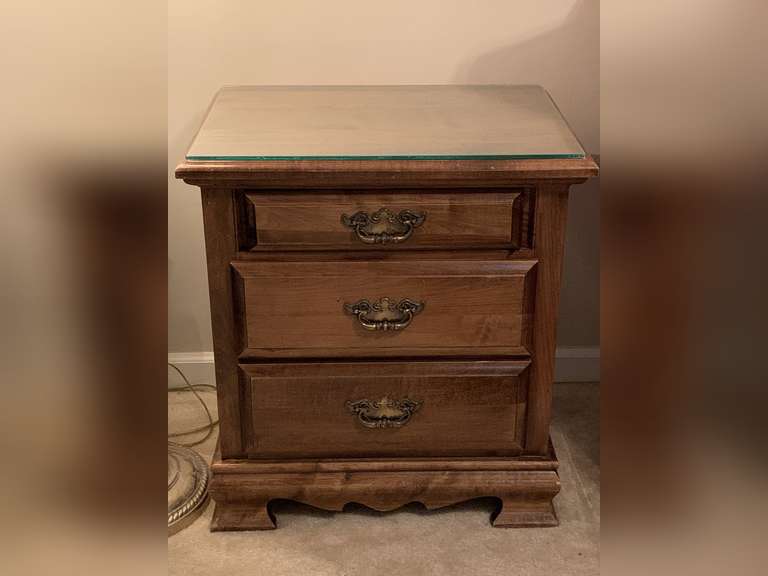 VINTAGE 3 DRAWER SOLID WOOD END TABLE BY KINCAID FURNITURE CO (WITH GLASS TOP) 24" WIDE X 26" TALL X 17 1/2" DEEP ***CONTENTS ON TOP/INSIDE NOT INCLUDED ***SPECIAL PICKUP INSTRUCTIONS - UP BED 1 image