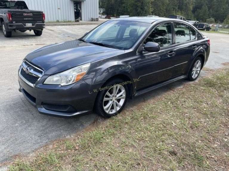 2014 Subaru Legacy Sedan 2.5i Premium H4, 2.5L