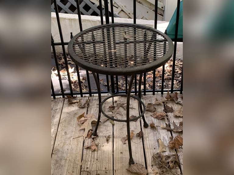 SMALL ROUND BLACK METAL SIDE TABLE 16" ROUND X 21" TALL - SIDE PORCH image