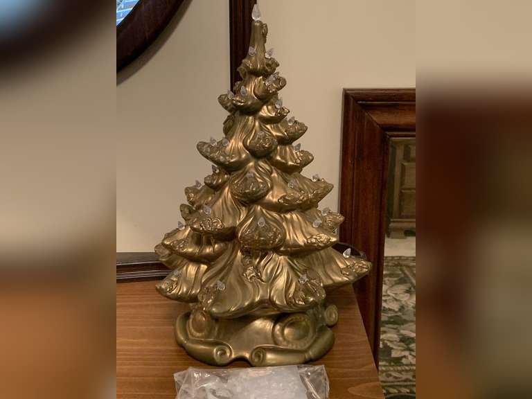 VINTAGE BRONZE/GOLD TONE CERAMIC LIGHTED CHRISTMAS TREE 17" TALL - UP BED 1 image