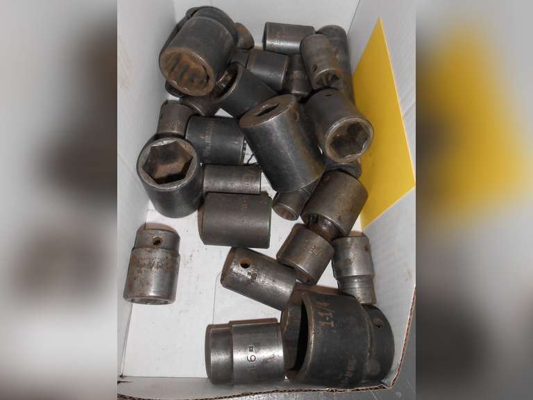 MISC 1/2" DRIVE IMPACT SOCKETS (27) PCS image