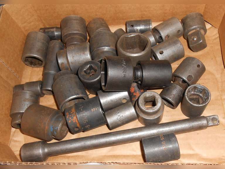 MISC 1/2" DRIVE IMPACT SOCKETS & ETC (28) PCS image