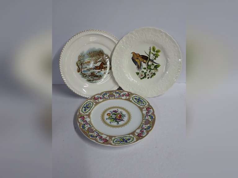 Decorative Plate Collection: Andrea Sadek, Harkerware, and Audubon Society image