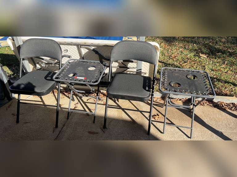 Padded folding chairs, set of two, also comes with two outdoor folding side tables with cupholders, four pieces total, see pictures for details. image