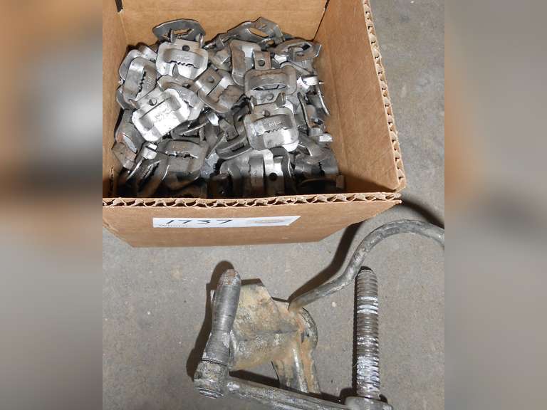 (2) BAND-IT TOOL & BOX OF CLAMPS image