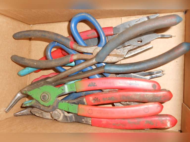 ASSORTED PLIERS (10) PCS image