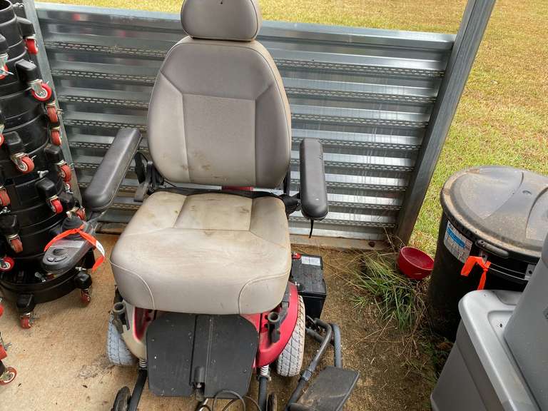 Jazzy electric power wheelchair, working condition unknown, seller states this piece will need a new battery, see pictures for details. image