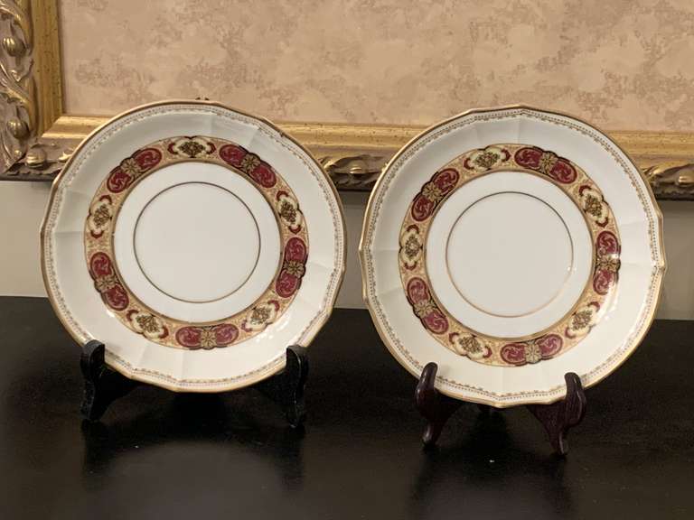 PAIR VINTAGE BREAD/BUTTER PLATES BY FURSTENBERG "OLD KNIGHT" MADE IN BRUNSWICK, GERMANY 7" ROUND W/ STANDS - DINING ROOM image