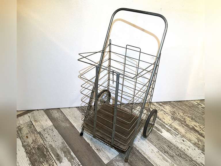 DEN… Vintage metal rolling shopping cart, see pictures for details. image