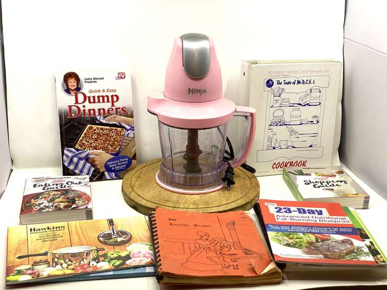 KIT…Ninja Master Prep food processor, also comes with assorted recipe books, also includes a wooden cutting board, see pictures for details. image