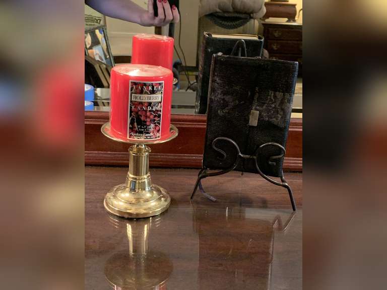 BALDWIN SOLID BRASS PILLAR CANDLE STICK 4" TALL WITH PILLAR CANDLE & 2000 KING JAMES REFERENCE BIBLE ON STAND - UP MASTER BED image