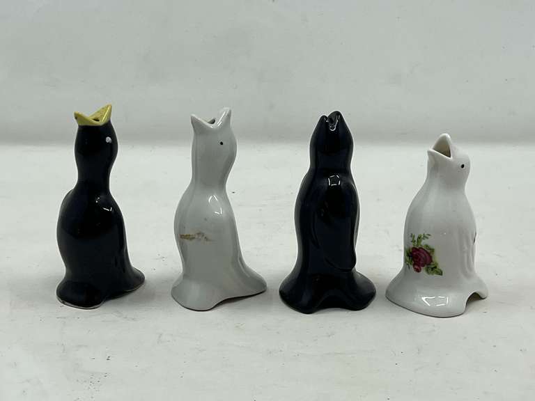 KIT… Lovely collectible pie birds, four pieces, see pictures for details. image