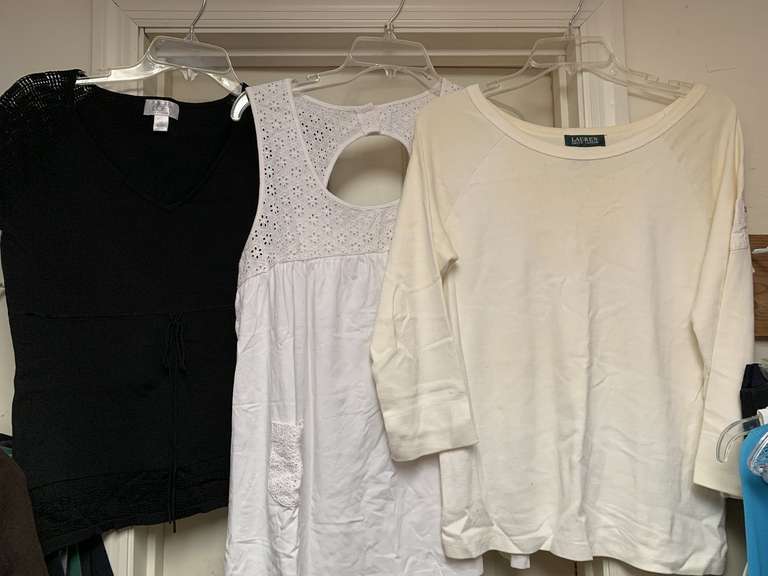 7 LADIES SIZE TOPS (SOME NEW W/ TAGS) 4 SIZE LARGE, 3 SIZE XL & SIZE 12 SAG HARBOR FITTED BLAZER - UP MASTER CLOSET 1 image